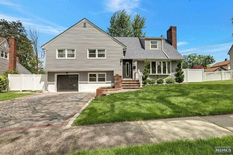 35 Galway Place, Teaneck, NJ 07666 - #: 24014928