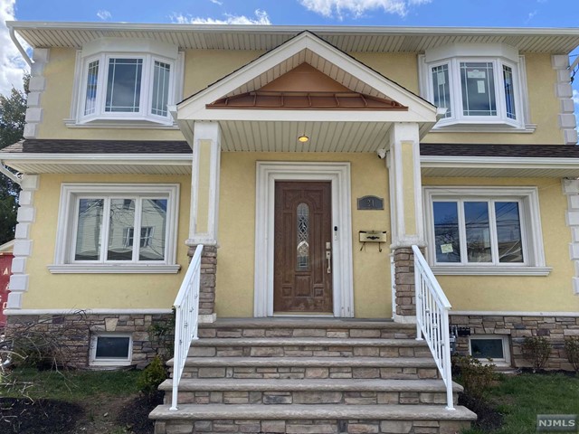 Photo 1 of 21 Davison Street, Garfield, New Jersey, $2,750, Web #: 324033647