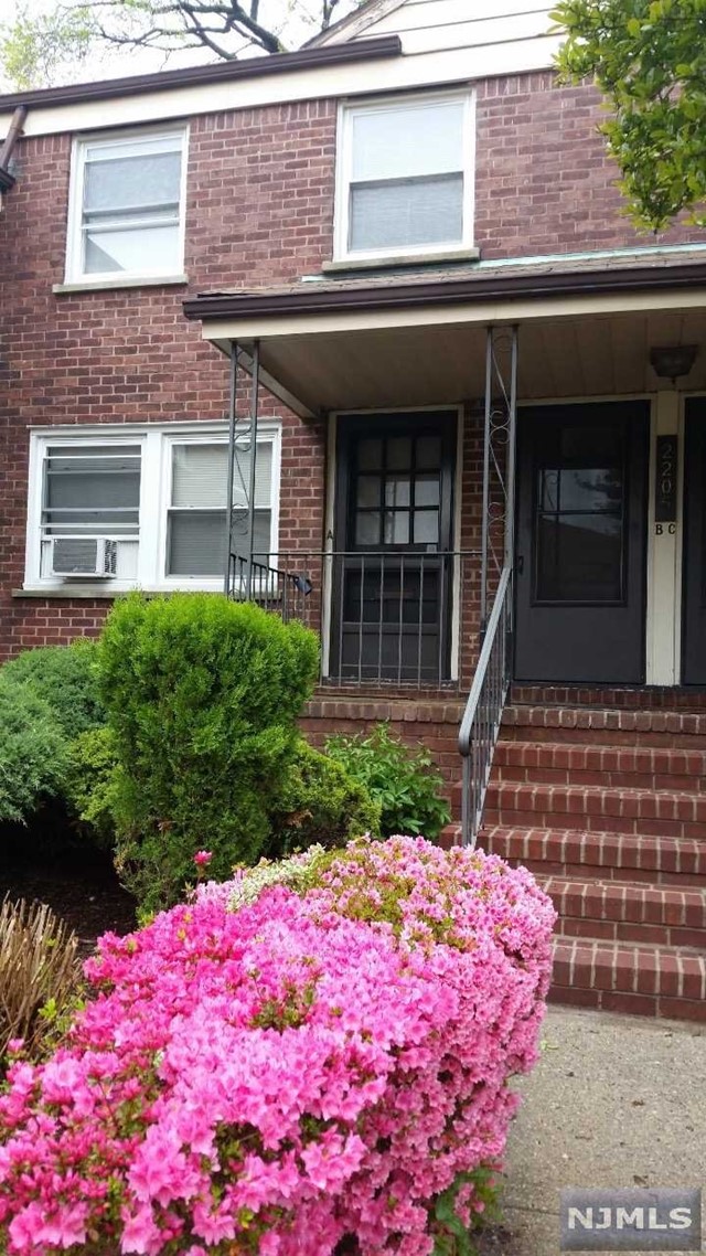 Property for Sale at 2205 Center Avenue A, Fort Lee, New Jersey - Bedrooms: 1 
Bathrooms: 1 
Rooms: 3  - $2,000