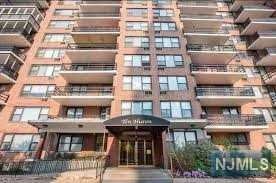 10 Huron Avenue 7E, Jersey City, New Jersey - 1 Bedrooms  
1 Bathrooms  
3 Rooms - 