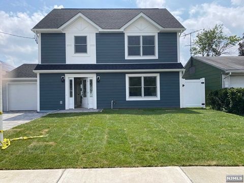 25 Somerville Street, Rochelle Park, NJ 07662 - MLS#: 24020142