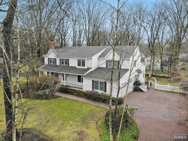 Property for Sale at 15 Donnybrook Drive, Demarest, New Jersey - Bedrooms: 5 
Bathrooms: 5.5 
Rooms: 10  - $1,890,000