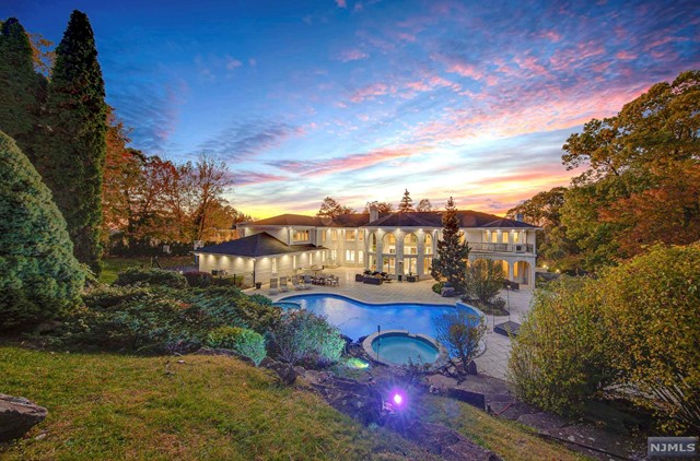 Property for Sale at 14 Hill Court, Cresskill, New Jersey - Bedrooms: 7 
Bathrooms: 10 
Rooms: 20  - $4,950,000