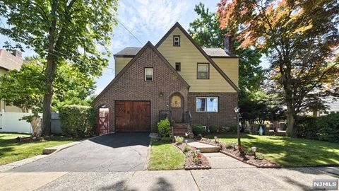 165 Bergen Avenue, Teaneck, NJ 07666 - MLS#: 24021843