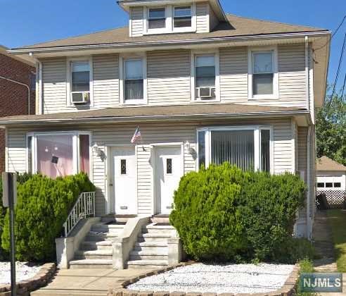 427 Lincoln Avenue 2, Cliffside Park, New Jersey - 1 Bedrooms  
1 Bathrooms  
3 Rooms - 