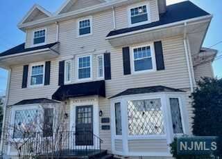 Rental Property at 230 Dayton Street 2, Ridgewood, New Jersey - Bedrooms: 3 
Bathrooms: 2 
Rooms: 6  - $4,450 MO.