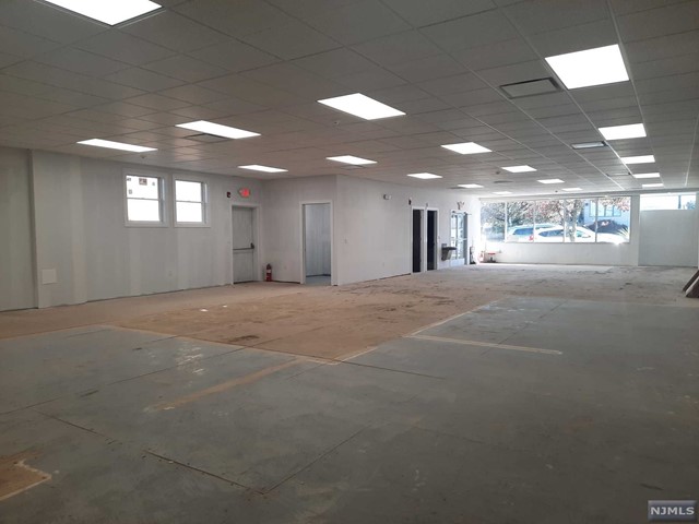 Totowa, New Jersey 07512, United States, ,Commercial,Active,33224