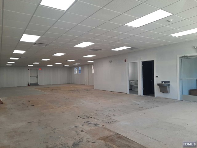 Totowa, New Jersey 07512, United States, ,Commercial,Active,33224