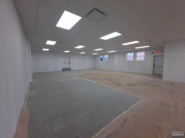 Totowa, New Jersey 07512, United States, ,Commercial,Active,33224