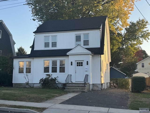 Photo 1 of 64 Pine Street, Bogota, New Jersey, $3,800, Web #: 324033990