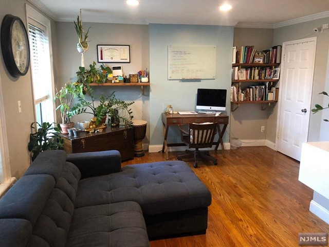 Photo 1 of 302 Princeton Avenue 1Gf, Jersey City, New Jersey, $2,200, Web #: 324032944