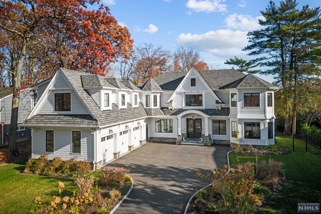 Property for Sale at 423 Woodland Street, Englewood, New Jersey - Bedrooms: 7 
Bathrooms: 8 
Rooms: 13  - $3,995,000