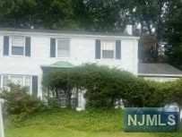 52 Lenox Terrace, West Orange, New Jersey - 3 Bedrooms  
3 Bathrooms  
8 Rooms - 