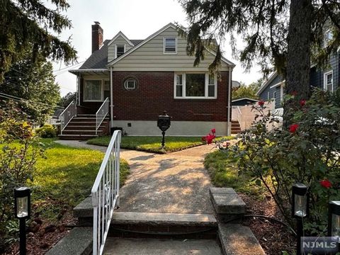 86 Hillside Avenue, Teaneck, NJ 07666 - MLS#: 24028823