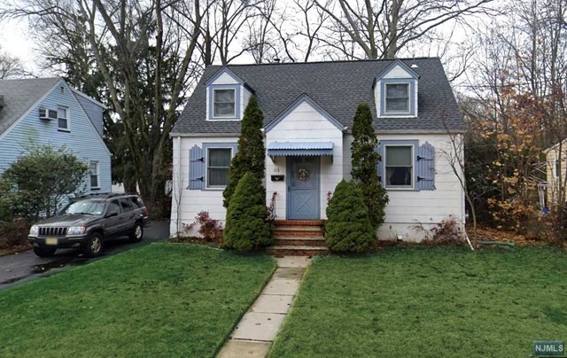 Property for Sale at 115 Holland Avenue, New Milford, New Jersey - Bedrooms: 3 
Bathrooms: 2 
Rooms: 7  - $499,000