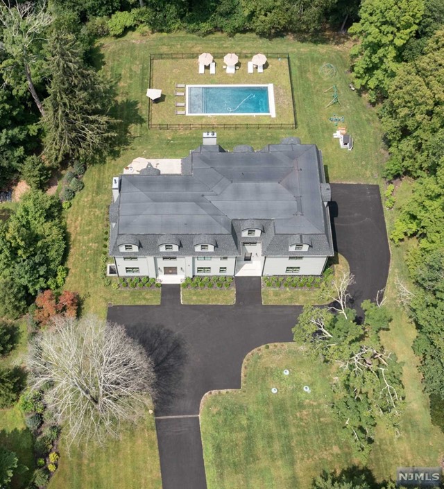 241 Saddle River Road, Saddle River, New Jersey - 6 Bedrooms  8 Bathrooms  18 Rooms - 