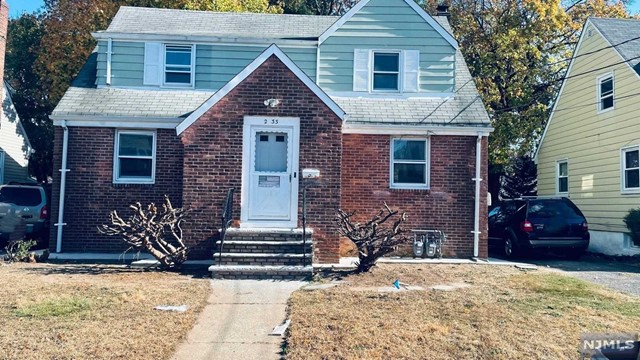 233 31st Street 2, Fair Lawn, New Jersey - 2 Bedrooms  
1 Bathrooms  
4 Rooms - 