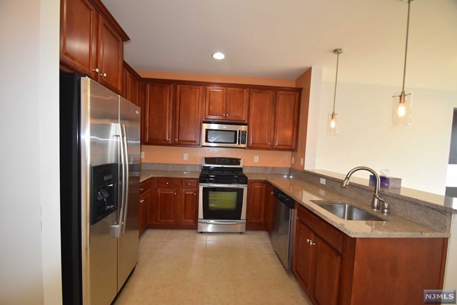 Property for Sale at 6316 Brookhaven Court, Riverdale Borough, New Jersey - Bedrooms: 1 
Bathrooms: 1 
Rooms: 4  - $2,300