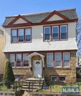 Photo 1 of 231 Alexander Street 2L, Newark, New Jersey, $1,850, Web #: 324034941