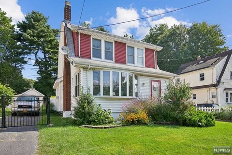 155 E Sheffield Avenue, Englewood, NJ 07631 - MLS#: 24027307