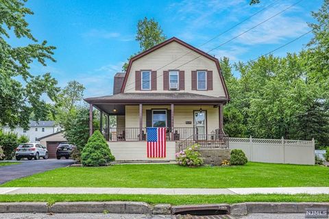 34 Armour Place, Bergenfield, NJ 07621 - MLS#: 24016725