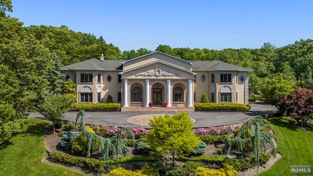 Property for Sale at 65 Avon Drive, Essex Fells, New Jersey - Bedrooms: 7 
Bathrooms: 10.5 
Rooms: 15  - $3,999,000