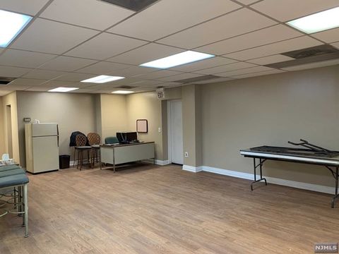 MLS: 24037179