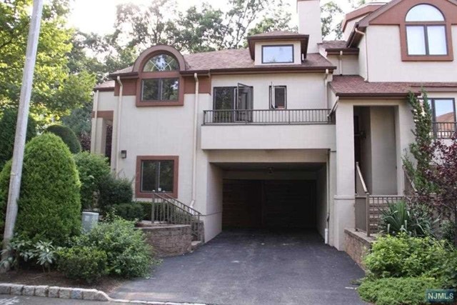 15 Schindler Terrace, West Orange, New Jersey - 3 Bedrooms  
3 Bathrooms - 