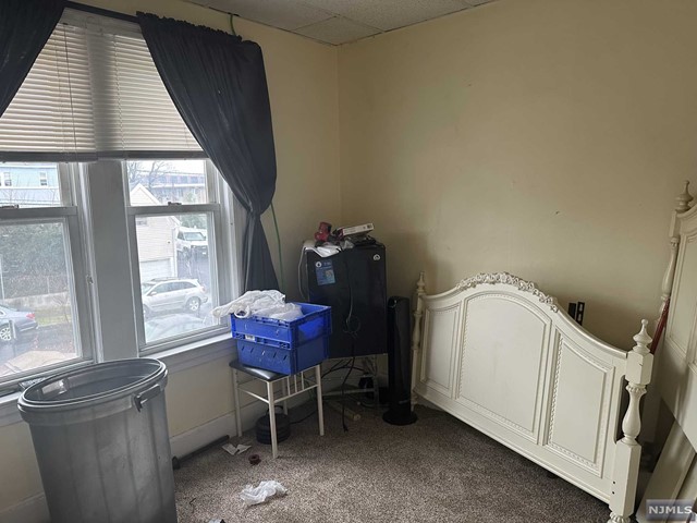 East Rutherford, New Jersey 07073, United States, 4 Bedrooms Bedrooms, ,3 BathroomsBathrooms,Residential,Active,68146