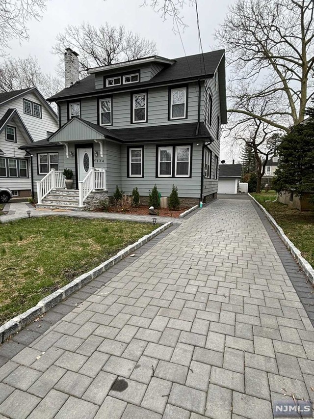 Photo 1 of 134 Griggs Avenue, Teaneck, New Jersey, $675,000, Web #: 324009040