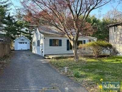 Rental Property at 161 Ralph Avenue, Wyckoff, New Jersey - Bedrooms: 2 
Bathrooms: 1 
Rooms: 5  - $2,600 MO.