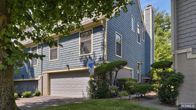 Property for Sale at 15 Tanager Court, Wayne, New Jersey - Bedrooms: 2 
Bathrooms: 3  - $559,900