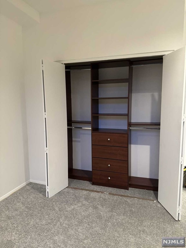 Newark, New Jersey 07102, United States, 2 Bedrooms Bedrooms, ,2 BathroomsBathrooms,Residential,Active,68460