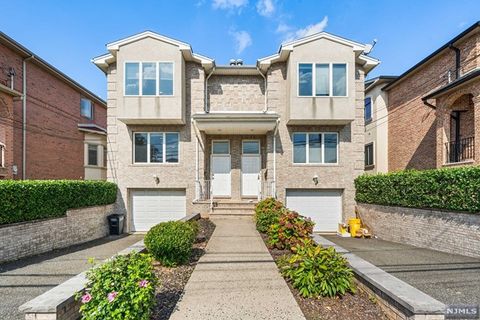 39A W Edsall Avenue, Palisades Park, NJ 07650 - MLS#: 24027824