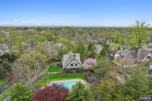 Photo 1 of 277 Upper Mountain Avenue, Montclair, New Jersey, $1,100,000, Web #: 324011916