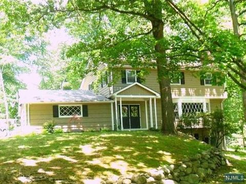 578 Colonial Road, River Vale, NJ 07675 - MLS#: 24024551