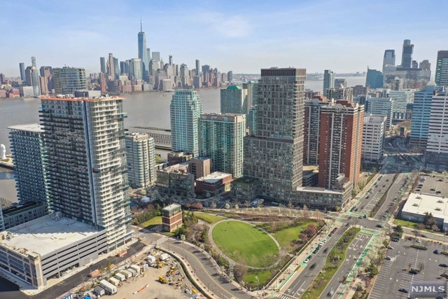 Property for Sale at 75 Park Lane 2704, Jersey City, New Jersey - Bedrooms: 2 
Bathrooms: 3  - $1,995,000