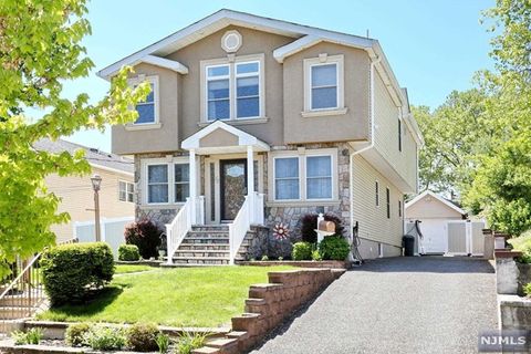 58 Central Avenue, Hasbrouck Heights, NJ 07604 - MLS#: 24018757