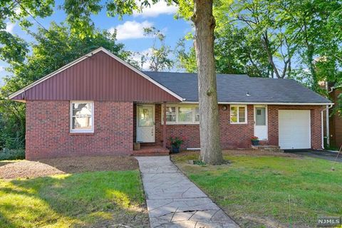 562 Jones Road, Englewood, NJ 07631 - MLS#: 24028818