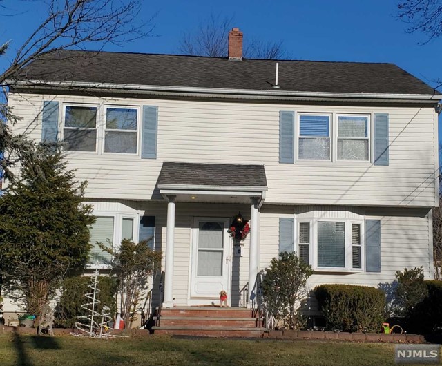 Rental Property at 653 Arcadia Road, Ridgewood, New Jersey - Bedrooms: 5 
Bathrooms: 2 
Rooms: 7  - $5,000 MO.