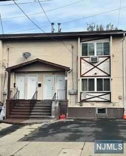 6567 16th Avenue, Paterson, New Jersey - 4 Bedrooms  
3 Bathrooms  
12 Rooms - 