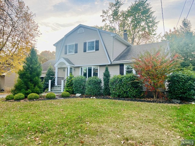 Photo 1 of 793 Jersey Place, Paramus, New Jersey, $5,500, Web #: 324034807