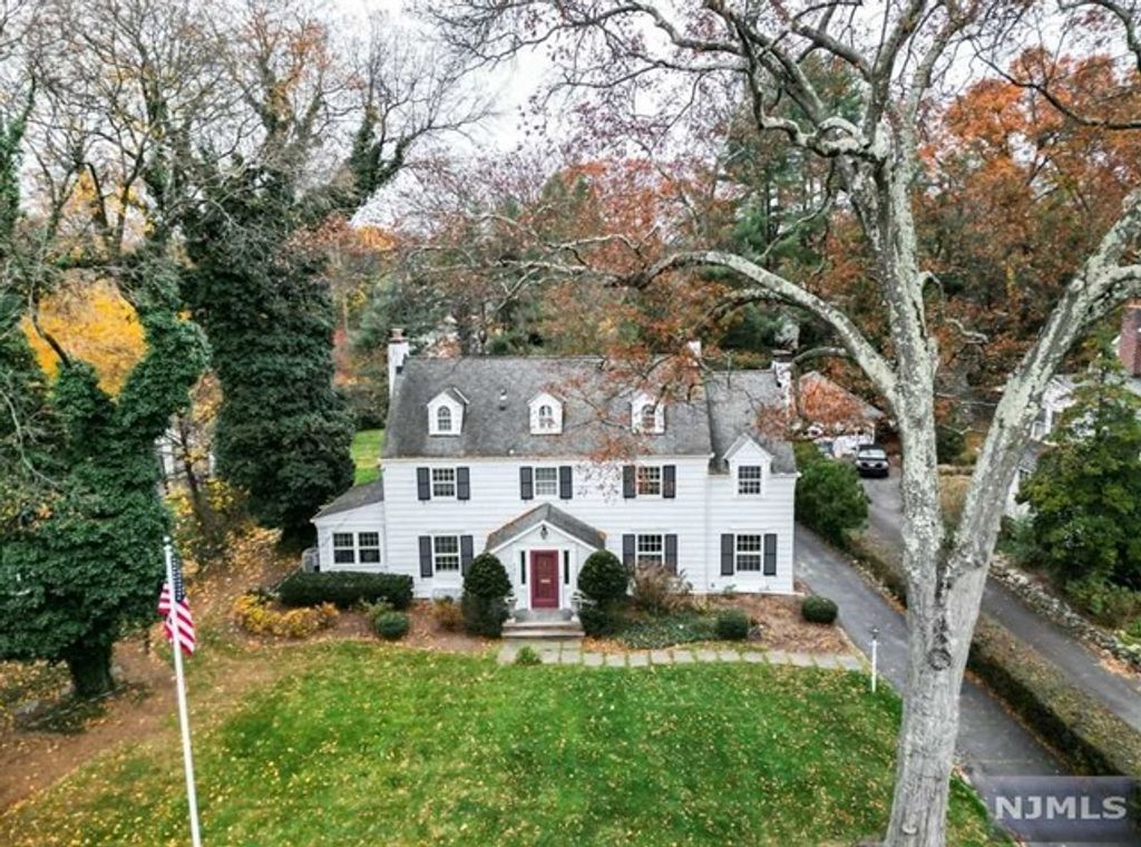 448 Heights Road, Ridgewood, NJ 07450, MLS 24002124 Howard Hanna