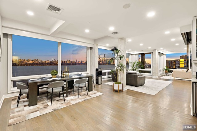 Property for Sale at 9 Somerset Lane Ph 615-616, Edgewater, New Jersey - Bedrooms: 4 
Bathrooms: 4  - $2,850,000
