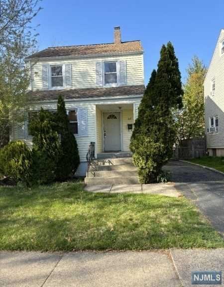 Rental Property at 613 Martense Avenue, Teaneck, New Jersey - Bedrooms: 2 
Bathrooms: 2 
Rooms: 5  - $3,400 MO.