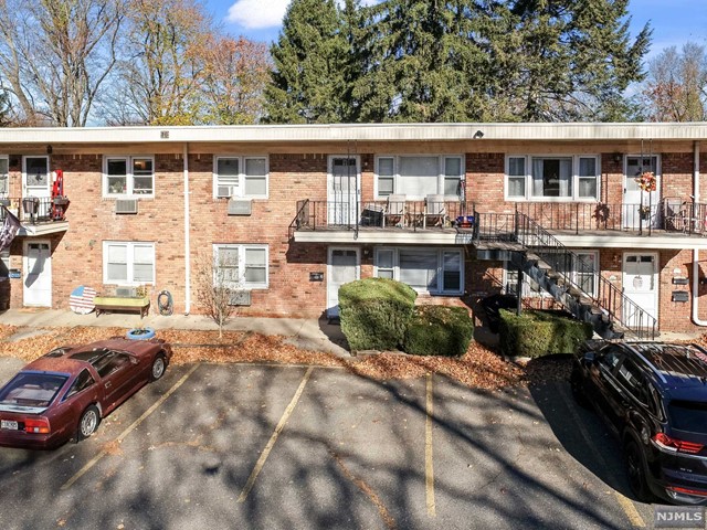 Property for Sale at 16 E Belmont Avenue, Wanaque, New Jersey - Bedrooms: 2 
Bathrooms: 1 
Rooms: 4  - $265,000