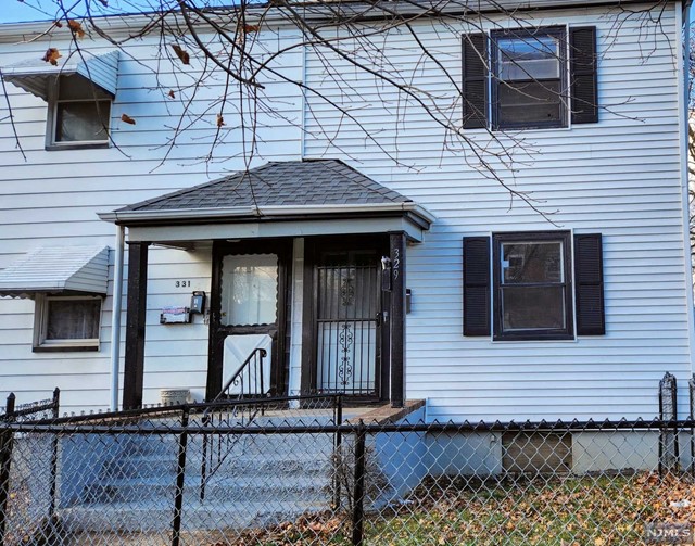 Rental Property at 329 Union Avenue 1, Irvington, New Jersey - Bedrooms: 3 
Bathrooms: 2 
Rooms: 6  - $2,500 MO.