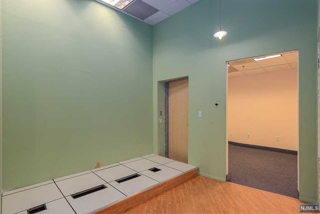 Mahwah, New Jersey 07430, United States, ,Commercial,Active,72101