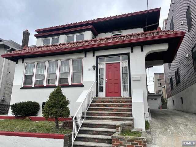 Rental Property at 205 Manhattan Avenue, Union City, New Jersey - Bedrooms: 4 
Bathrooms: 3 
Rooms: 8  - $7,000 MO.