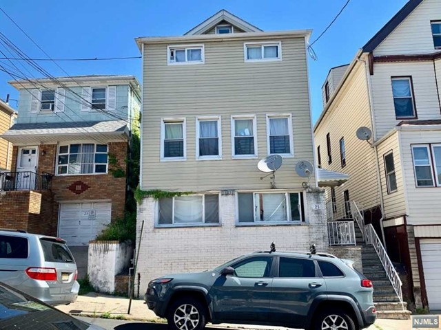 Property for Sale at 25 Tappan Street, Kearny, New Jersey - Bedrooms: 4 
Bathrooms: 3 
Rooms: 11  - $529,000